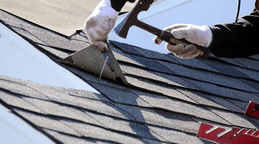 Expert Emergency Roof Repairs services in Kimberling City, MO